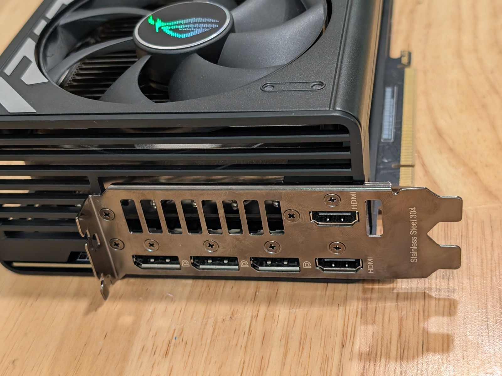 BH OFFER ASUS ROG Strix GeForc - Graphics Card 24Gb Gddr6X のレビューと価格